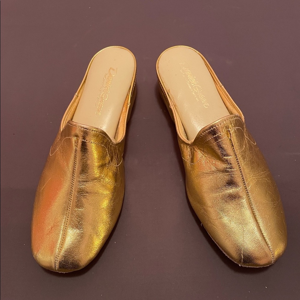 Daniel Green gold leather Glamour slippers, size 6M womens